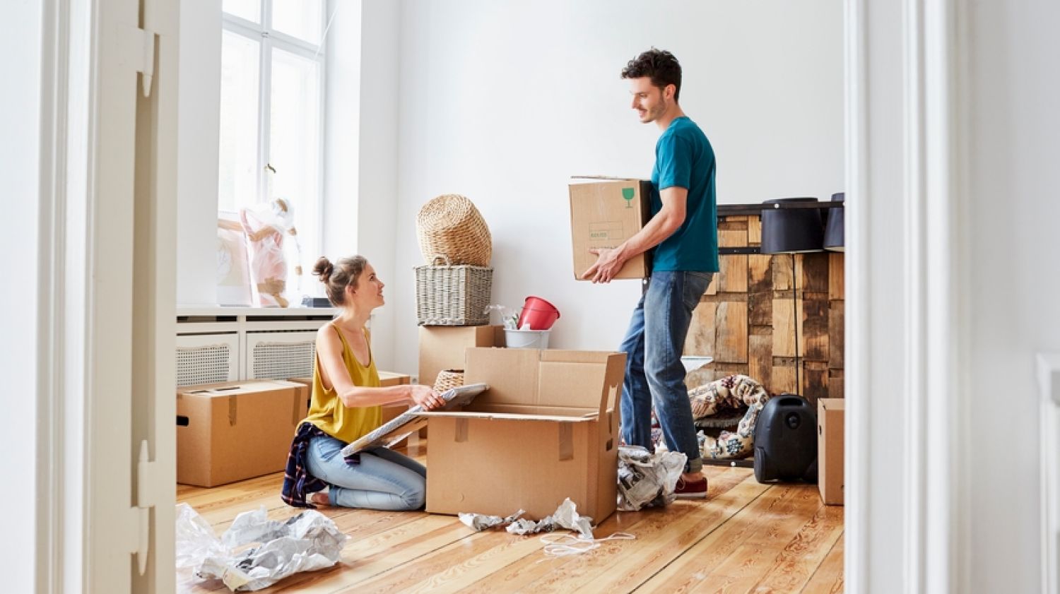 5 Top Items that Get Damaged While Moving (and How to Pack Them)